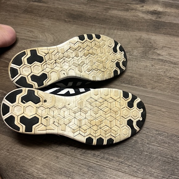 Nike Running Shoes - Picture 5 of 5